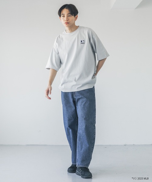 LOWRYS FARM（ローリーズファーム）の「ＭＬＢシシュウロゴＴＳＳ　 324945（Tシャツ/カットソー・メンズ・ホワイト/ブラウン/グレー/ブラック/チャコールグレー/エンジ・MEDIUM/LARGE）」の11枚目の写真