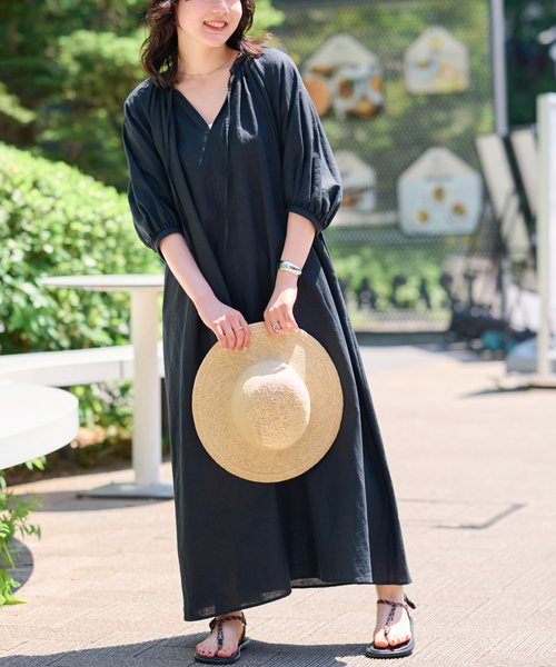 JOURNAL STANDARD relume（ジャーナルスタンダード　レリューム）の「リネンコットンラグランギャザーワンピース（ワンピース・レディース・ベージュ/ブラック・FREE）」の11枚目の写真