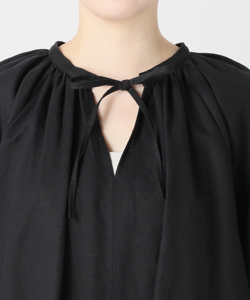 JOURNAL STANDARD relume（ジャーナルスタンダード　レリューム）の「リネンコットンラグランギャザーワンピース（ワンピース・レディース・ベージュ/ブラック・FREE）」の3枚目の写真