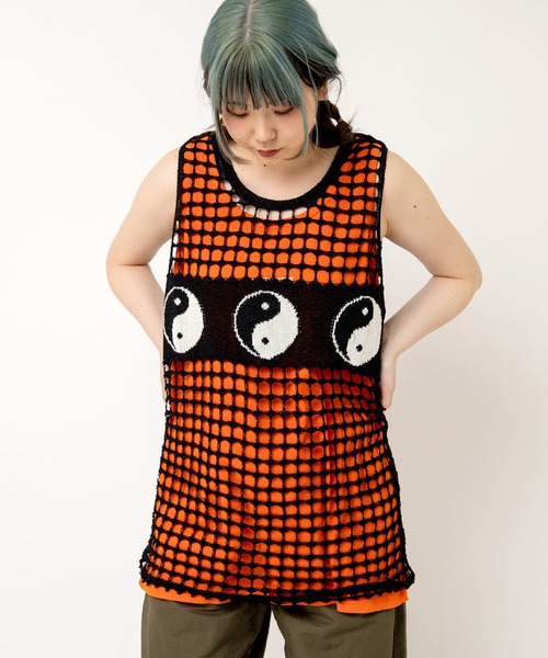 RNA（アールエヌエー）の「K2718 ＹＩＮ　ＹＡＮＧメッシュタンク（タンクトップ・レディース・ブルー/ベージュ/ブラック・MEDIUM）」の2枚目の写真