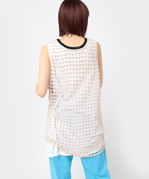 RNA（アールエヌエー）の「K2718 ＹＩＮ　ＹＡＮＧメッシュタンク（タンクトップ・レディース・ブルー/ベージュ/ブラック・MEDIUM）」の5枚目の写真