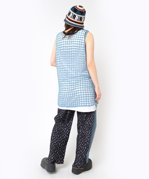 RNA（アールエヌエー）の「K2718 ＹＩＮ　ＹＡＮＧメッシュタンク（タンクトップ・レディース・ブルー/ベージュ/ブラック・MEDIUM）」の16枚目の写真