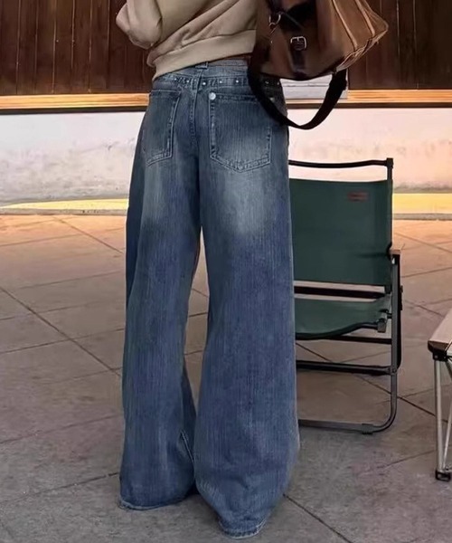 UP START(アップスタート)の「【 MEMECLE / メメクル 】ポイントビジュー ラインストーン デニムパンツ(デニムパンツ・レディース・ブルー/ブラック・S/M/L)」の6枚目の写真