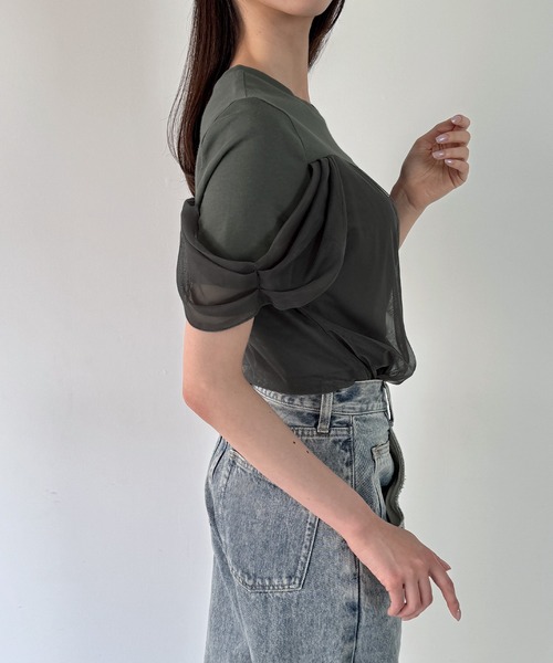 JUNOAH（ジュノア）の「チュールドレープTシャツ（Tシャツ/カットソー・レディース・チャコール/クリーム/ブラック・SMALL/MEDIUM/LARGE）」の11枚目の写真