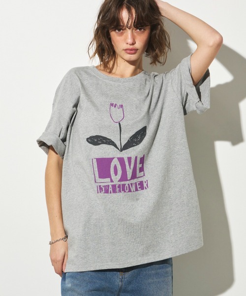 Unitage（ユニテージ）の「チューリップイラストTEE（Tシャツ/カットソー・レディース・グレー/ホワイト/ネイビー・FREE）」の7枚目の写真