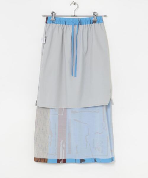 URBAN RESEARCH（アーバンリサーチ）の「『2サイズ展開』アートプリントストレートスカート（スカート・レディース・ブルー/オレンジ・40/38）」の14枚目の写真