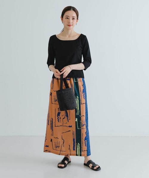 URBAN RESEARCH（アーバンリサーチ）の「『2サイズ展開』アートプリントストレートスカート（スカート・レディース・ブルー/オレンジ・40/38）」の6枚目の写真