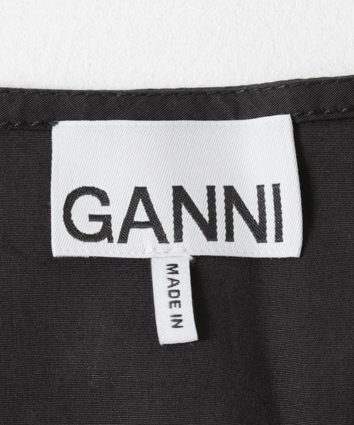 GANNI（ガニー）の「GANNI　Tie Strap BLOUSE（シャツ/ブラウス・レディース・ブラック・36）」の4枚目の写真