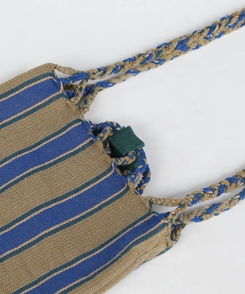 DULTON（ダルトン）の「HAMMOCK SACOCHE/ハンモック サコッシュ（ショルダーバッグ・メンズ・レッド系/グリーン×オレンジ/ピンク系/イエロー系/ブルー系/ネイビー系・FREE）」の8枚目の写真