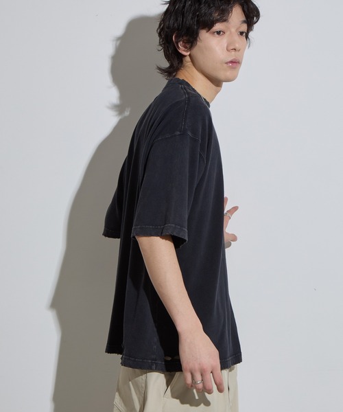 SLICK(スリック)の「【SLICK/スリック】Pigment Dye Damage Printed T-Shirt (WHAT GOSE) / ピグメントダイダメージプリントTシャ (WHAT GOSE)/オーバーサイズ シルエット / ピグメント加工/ ビンテージ(Tシャツ/カットソー・メンズ・グレイッシュベージュ/ブルーグレー/ブラック・1/2/3)」の16枚目の写真