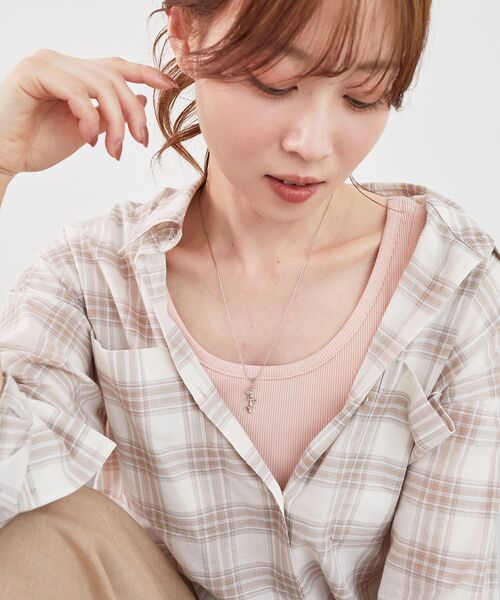 le.coeur blanc（ルクールブラン）の「コットンストレッチテレコタンク（タンクトップ・レディース・ピンク/ダークブラウン/ダークグレー/オフホワイト/グレイッシュベージュ・38）」の17枚目の写真