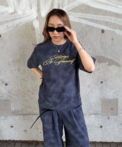 sedacle(セダクル)の「ダート加工スタッズTシャツ(Tシャツ/カットソー・レディース・ブラック/ピンク/ネイビー/ベージュ・LARGE/MEDIUM/SMALL)」の20枚目の写真