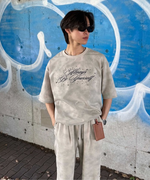 sedacle(セダクル)の「ダート加工スタッズTシャツ(Tシャツ/カットソー・レディース・ブラック/ピンク/ネイビー/ベージュ・LARGE/MEDIUM/SMALL)」の12枚目の写真