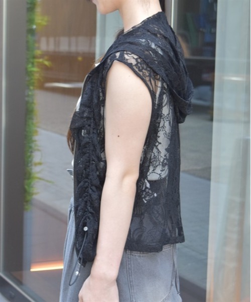 axes femme(アクシーズファム)の「フード付ドロストレースベスト(ベスト・レディース・グレー/ブラック・FREE)」の7枚目の写真