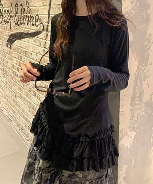 HALEY PESCA(ヘーリーペスカ)の「HALEY PESCA /裾フリル 長袖レイヤードチュニック(Tシャツ/カットソー・レディース・ホワイト/ブラック・LARGE/MEDIUM/SMALL)」の2枚目の写真