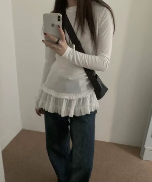 HALEY PESCA(ヘーリーペスカ)の「HALEY PESCA /裾フリル 長袖レイヤードチュニック(Tシャツ/カットソー・レディース・ホワイト/ブラック・LARGE/MEDIUM/SMALL)」の4枚目の写真