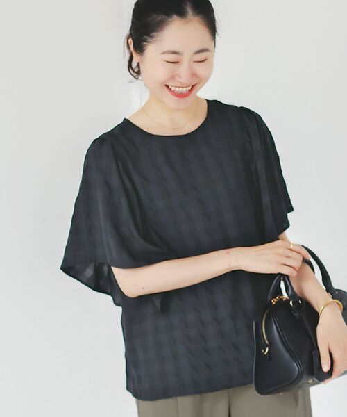 le.coeur blanc(ルクールブラン)の「《手洗い可能》ギンガムギャザーフレアスリーブブラウス(シャツ/ブラウス・レディース・ブラウン系その他2/ブラック系その他・38)」の1枚目の写真