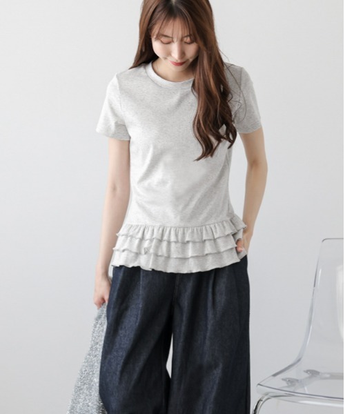 AMELY(エミリー)の「フリルヘムTシャツ(Tシャツ/カットソー・レディース・杢グレー/ブラック/ホワイト・フリー)」の11枚目の写真