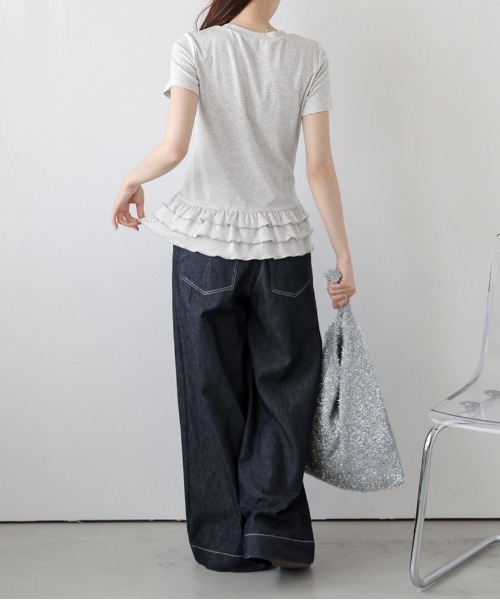 AMELY(エミリー)の「フリルヘムTシャツ(Tシャツ/カットソー・レディース・杢グレー/ブラック/ホワイト・フリー)」の17枚目の写真