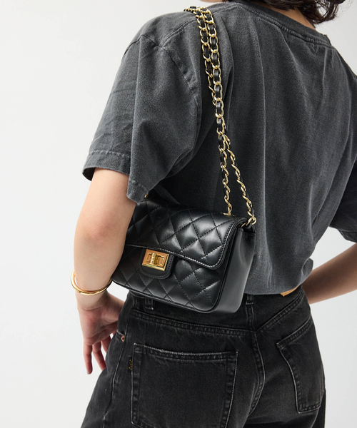 AULENTTI(オウレンティ)の「《追加》【AULENTTI/オウレンティ】チェーンBAG:ショルダーバッグ(ショルダーバッグ・レディース・ブラック・FREE)」の12枚目の写真