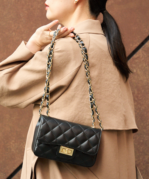 AULENTTI(オウレンティ)の「《追加》【AULENTTI/オウレンティ】チェーンBAG:ショルダーバッグ(ショルダーバッグ・レディース・ブラック・FREE)」の13枚目の写真