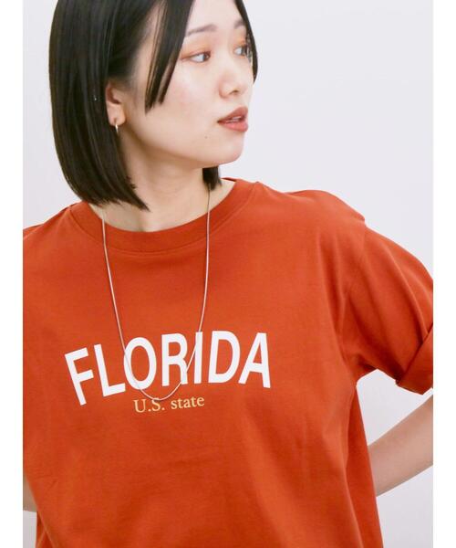 Samansa Mos2 blue（サマンサモスモスブルー）の「ロゴプリントTシャツ（Tシャツ/カットソー・レディース・ブルー/ブラック/ブラウン/オレンジ/オフホワイト・F）」の5枚目の写真