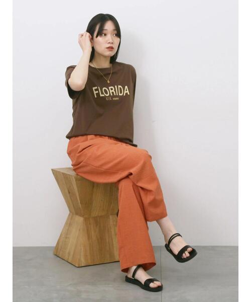 Samansa Mos2 blue(サマンサモスモスブルー)の「ロゴプリントTシャツ(Tシャツ/カットソー・レディース・ブルー/ブラック/ブラウン/オレンジ/オフホワイト・F)」の11枚目の写真