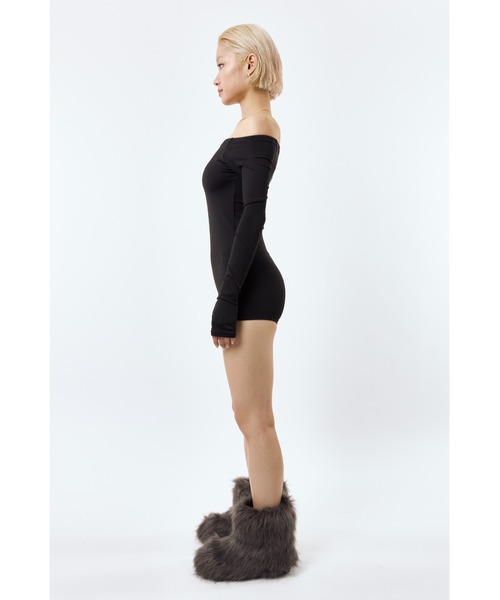 DLESS(ドレス)の「Off shoulder bodysuits/オフショルダーロングスリーブボディスーツ(Tシャツ/カットソー・レディース・ブラック・X-SMALL)」の11枚目の写真