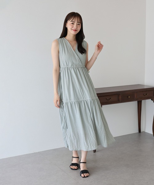 BLUEEAST（ブルーイースト）の「サイドリボンカシュクールティアードワンピース（ワンピース・レディース・モカ/ブルーグレー/ブラック・MEDIUM）」の6枚目の写真