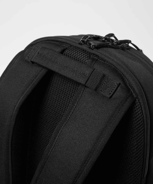 le coq sportif(ルコックスポルティフ)の「【ルコックスポルティフ】通勤通学CORDURA生地バックパック(バックパック/リュック・メンズ・ブラック・F)」の13枚目の写真