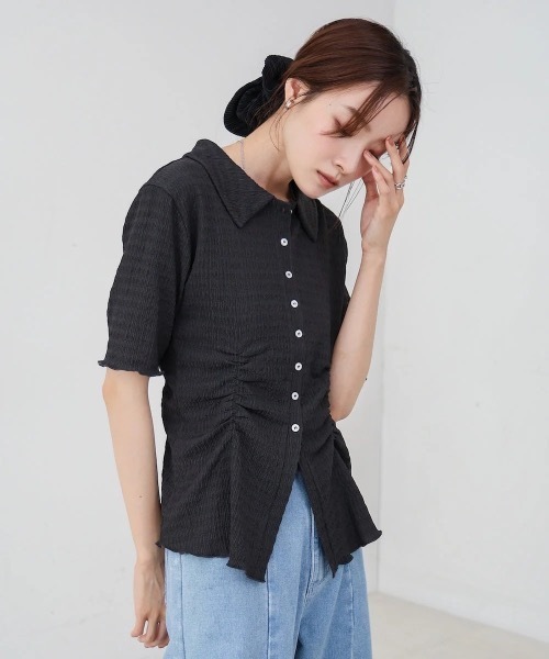 Bab(バブ)の「衿付き半袖ギャザーカットソー(Tシャツ/カットソー・レディース・チャコールグレー/アイボリー/グリーン・FREE)」の2枚目の写真