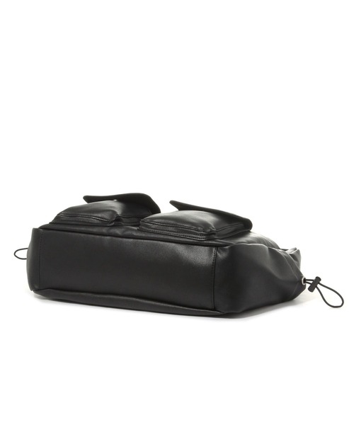 studio CLIP（スタディオクリップ）の「からだよろこぶフェイクレザーショルダーバッグ（ショルダーバッグ・レディース・ブラック/アイボリー/その他2/ブラウン・FREE）」の7枚目の写真