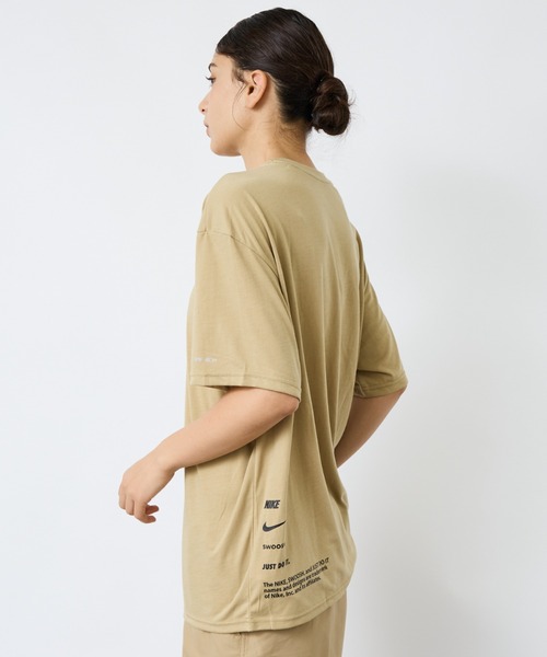 NIKE(ナイキ)の「【NIKE/ナイキ】水陸両用 半袖ラッシュガード/Tシャツ UVケア コットンライクスニーカーボックス/ハイドロガード/セットアップ(Tシャツ/カットソー・メンズ・ホワイト/ベージュ/ブラック/サックスブルー/グレー・M/L/XL)」の19枚目の写真