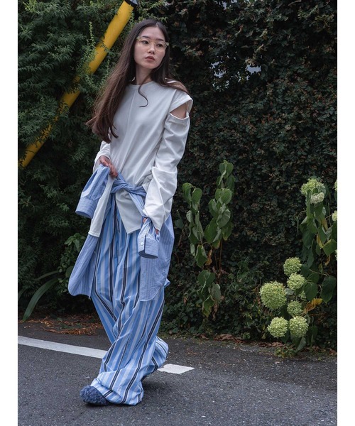 k3&co.(ケイスリーアンドコー)の「Slit top(Tシャツ/カットソー・レディース・ホワイト/ブラック・ONE SIZE)」の11枚目の写真