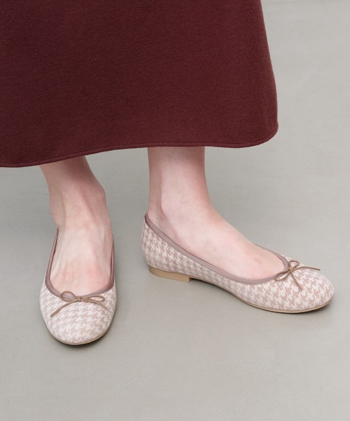 Launa lea ballet（ラウナレア バレエ）の「【25秋冬】ラウンドトゥバレエシューズ(B1613A)（バレエシューズ・レディース・ブルーグレー/ピンク/ベージュ系その他・24.5cm/24.0cm/23.5cm/23.0cm/22.5cm/25.5cm/25.0cm/22.0cm/26.0cm/21.5cm）」の2枚目の写真