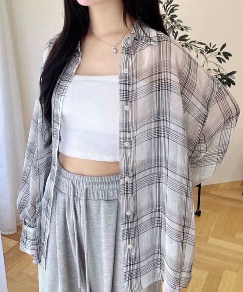 INGNI(イング)の「シアーチェックビッグシャツ(シャツ/ブラウス・レディース・ブラック系/ホワイト系その他7・M)」の2枚目の写真