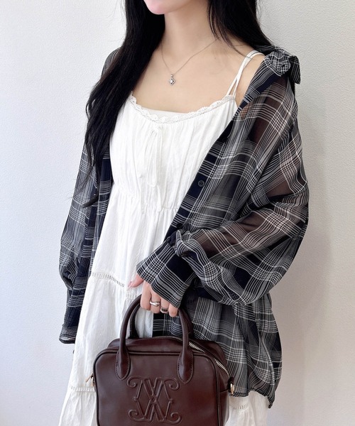 INGNI(イング)の「シアーチェックビッグシャツ(シャツ/ブラウス・レディース・ブラック系/ホワイト系その他7・M)」の9枚目の写真