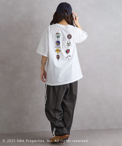 NBA(エヌビーエー)の「【NBA】NBA CHAMPIONS TEAM ARCHIVE Tee / LAKERS・CELTICS・WARRIORS /レイカーズ・セルティックス・ウォリアーズ(Tシャツ/カットソー・レディース・ブラック/ホワイト・XS/S/M/L/XL)」の7枚目の写真