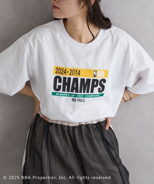 NBA(エヌビーエー)の「【NBA】NBA CHAMPIONS TEAM ARCHIVE Tee / LAKERS・CELTICS・WARRIORS /レイカーズ・セルティックス・ウォリアーズ(Tシャツ/カットソー・レディース・ブラック/ホワイト・XS/S/M/L/XL)」の6枚目の写真