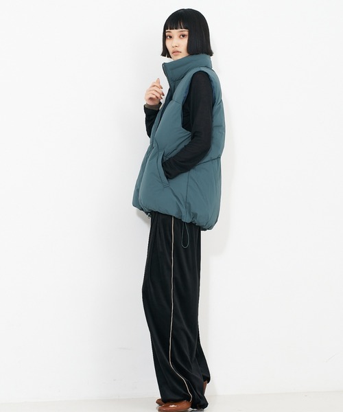 NOMINE（ノミネ）の「ボリューム パファーダウンベスト（ダウンベスト・レディース・ブラック/ダークグリーン/ブラウン・フリー）」の22枚目の写真