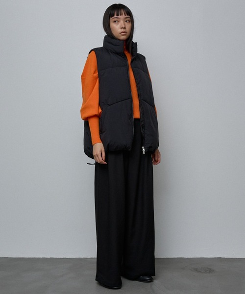 NOMINE（ノミネ）の「ボリューム パファーダウンベスト（ダウンベスト・レディース・ブラック/ダークグリーン/ブラウン・フリー）」の12枚目の写真