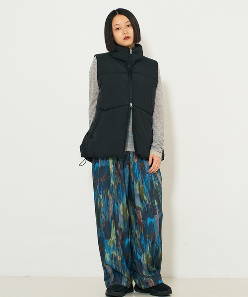 NOMINE（ノミネ）の「ボリューム パファーダウンベスト（ダウンベスト・レディース・ブラック/ダークグリーン/ブラウン・フリー）」の4枚目の写真