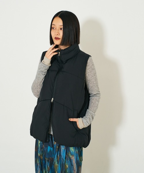 NOMINE（ノミネ）の「ボリューム パファーダウンベスト（ダウンベスト・レディース・ブラック/ダークグリーン/ブラウン・フリー）」の8枚目の写真