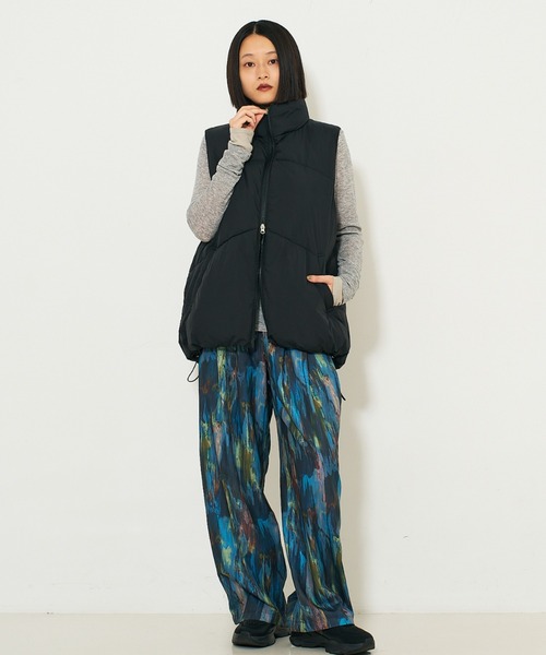 NOMINE（ノミネ）の「ボリューム パファーダウンベスト（ダウンベスト・レディース・ブラック/ダークグリーン/ブラウン・フリー）」の6枚目の写真