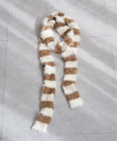 VENCEEXCHANGE（ヴァンスエクスチェンジ）の「ボーダーシャギーニットスリムマフラー（ストール/ショール・レディース・ブルー/ブラック/グリーン/ベージュ・FREE）」の2枚目の写真