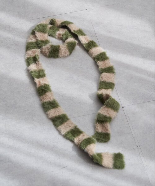 VENCEEXCHANGE（ヴァンスエクスチェンジ）の「ボーダーシャギーニットスリムマフラー（ストール/ショール・レディース・ブルー/ブラック/グリーン/ベージュ・FREE）」の3枚目の写真