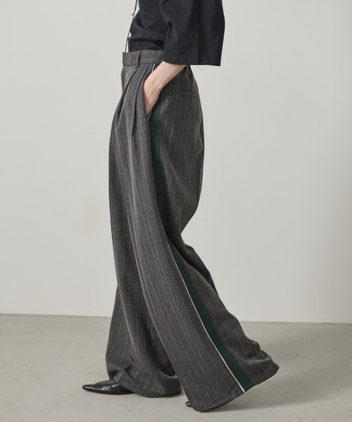 カラーラインヘリンボーンストライプスラックス（スラックス