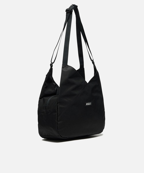 AIGLE(エーグル)の「アーバン ショルダーバッグ 10L(ショルダーバッグ・レディース・ピンク/ブラック/グレー・FREE)」の4枚目の写真