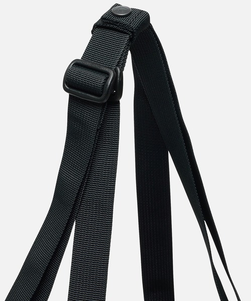 AIGLE(エーグル)の「アーバン ショルダーバッグ 10L(ショルダーバッグ・レディース・ピンク/ブラック/グレー・FREE)」の6枚目の写真