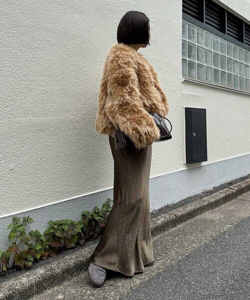 WILLOW（ウィロー）の「【willow】クリンクルミックスファーアウター（ブルゾン・レディース・ライトグレー/キャメル・ONE SIZE）」の17枚目の写真